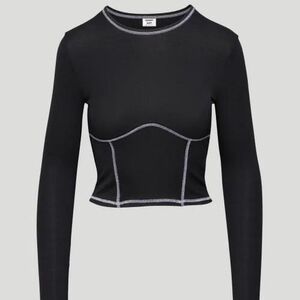 Aritzia Sunday Best black long sleeve tshirt